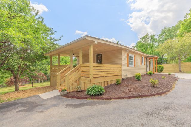 612 W Garden Farm, Rossville, GA 30741