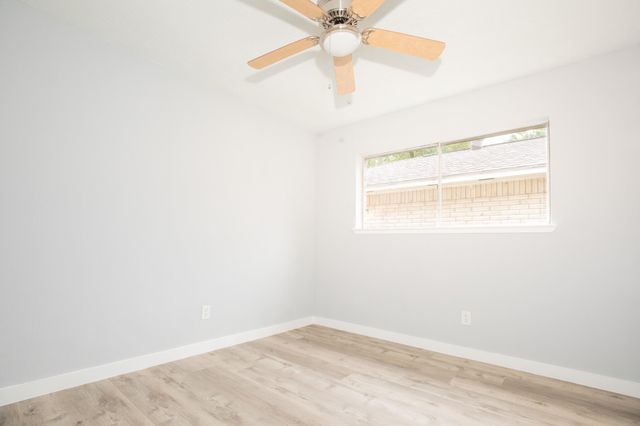 4219 Brandemere Way Street, Houston, TX 77066