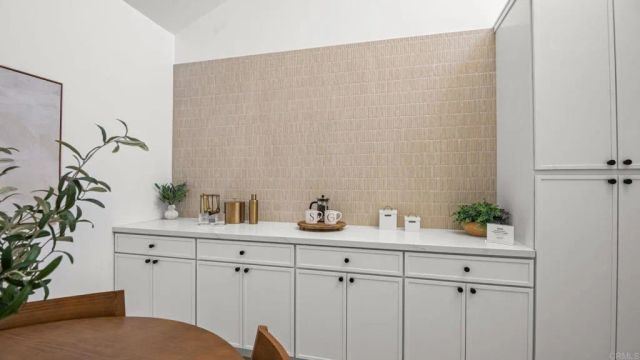 191 Bronze Way, Vista, CA 92083