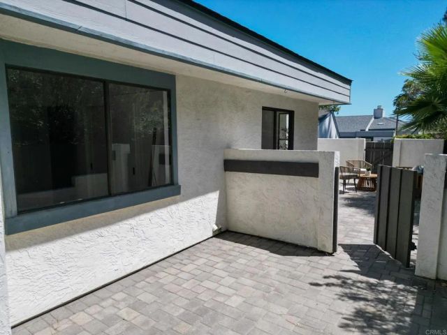 191 Bronze Way, Vista, CA 92083