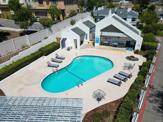 191 Bronze Way, Vista, CA 92083