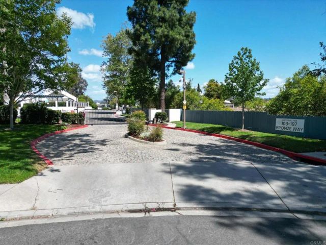 191 Bronze Way, Vista, CA 92083