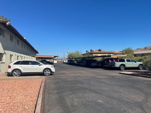 2002 E Sweetwater Avenue 202, Phoenix, AZ 85022