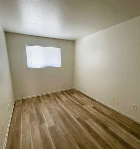 2002 E Sweetwater Avenue 202, Phoenix, AZ 85022