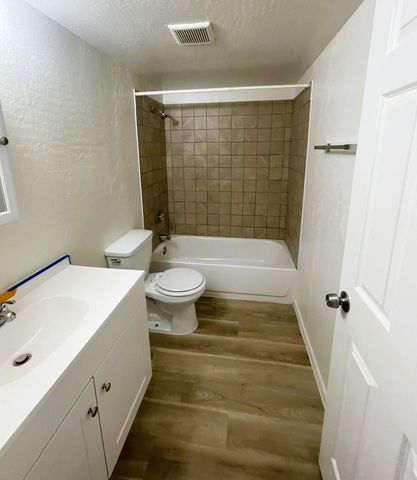 2002 E Sweetwater Avenue 202, Phoenix, AZ 85022