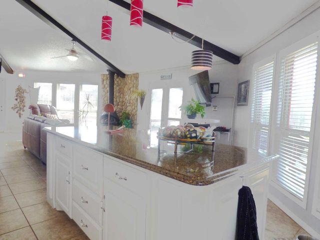 149 Bay Roc Lane, Runaway Bay, TX 76426