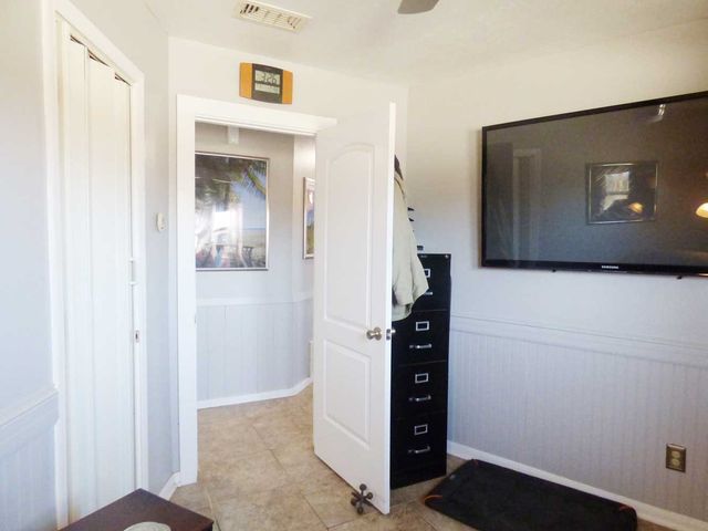 149 Bay Roc Lane, Runaway Bay, TX 76426