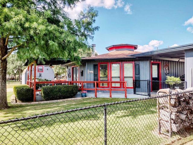 149 Bay Roc Lane, Runaway Bay, TX 76426