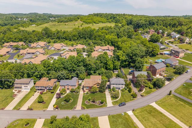 717 Stonegate Drive, Collier Twp, PA 15071