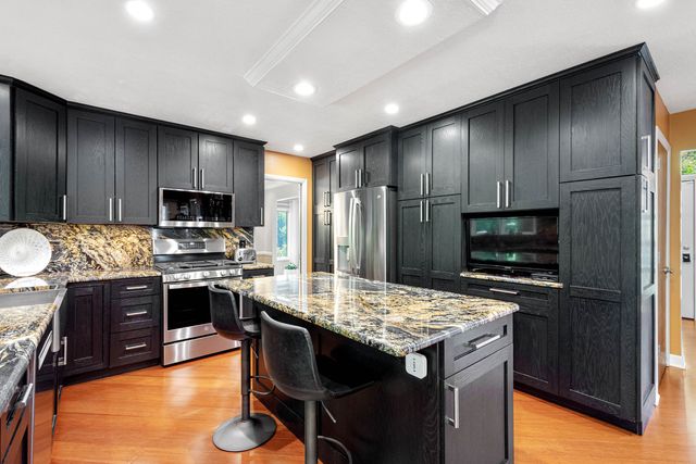 717 Stonegate Drive, Collier Twp, PA 15071