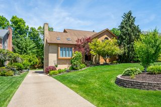 717 Stonegate Drive, Collier Twp, PA 15071