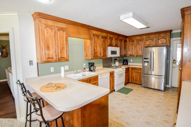 305 Peachtree Street, Brandon, MS 39042