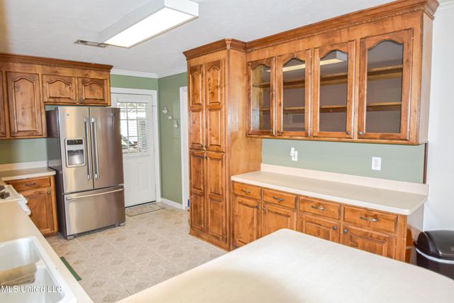 305 Peachtree Street, Brandon, MS 39042