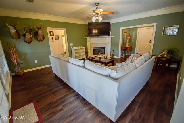 305 Peachtree Street, Brandon, MS 39042