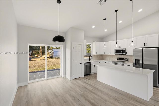 3825 Citroen Drive, Sebring, FL 33872