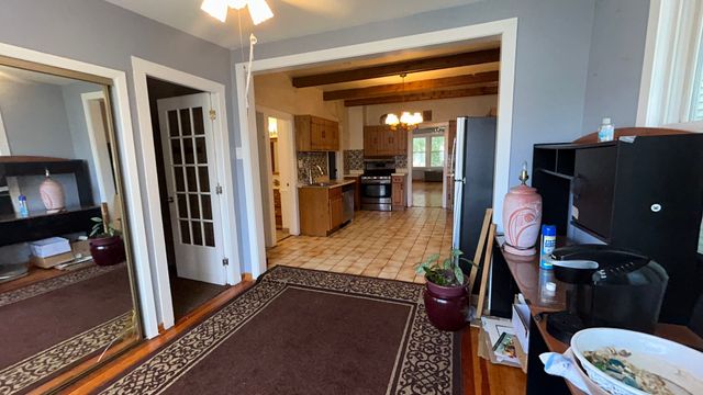 4136 N Bell Avenue, Chicago, IL 60618