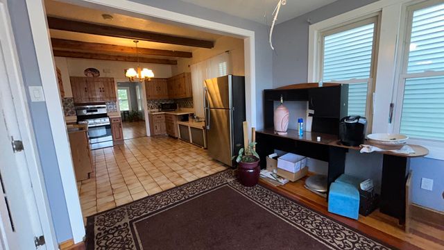 4136 N Bell Avenue, Chicago, IL 60618