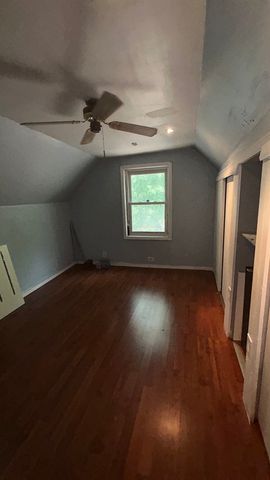4136 N Bell Avenue, Chicago, IL 60618