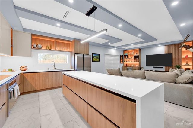 2403 S Dominique Street, Pharr, TX 78577