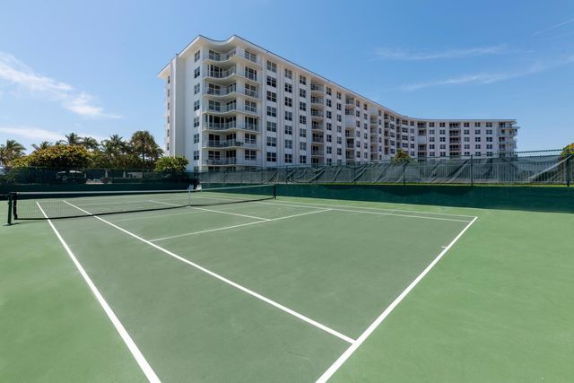 2295 S Ocean Boulevard 404, Palm Beach, FL 33480