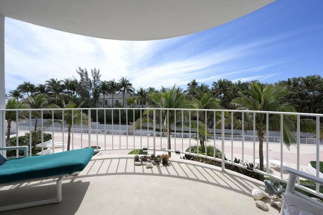 2295 S Ocean Boulevard 404, Palm Beach, FL 33480