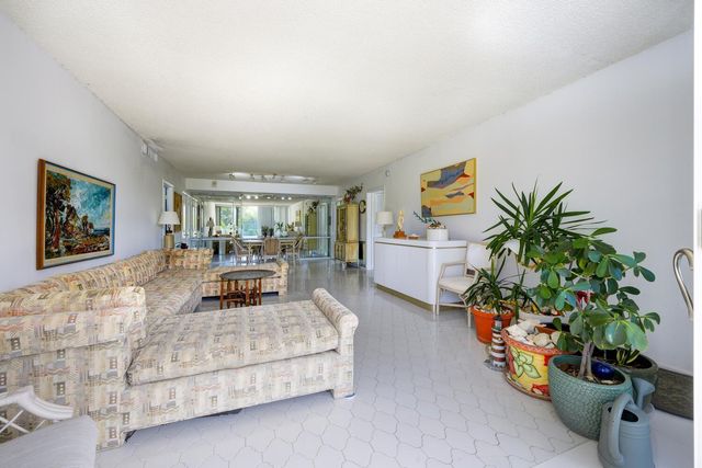 2295 S Ocean Boulevard 404, Palm Beach, FL 33480