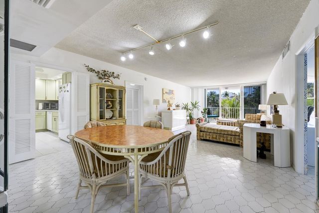 2295 S Ocean Boulevard 404, Palm Beach, FL 33480