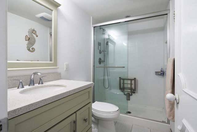 2295 S Ocean Boulevard 404, Palm Beach, FL 33480