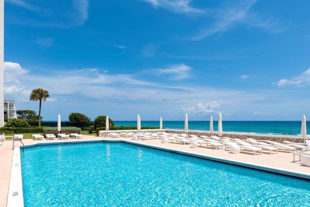 2295 S Ocean Boulevard 404, Palm Beach, FL 33480