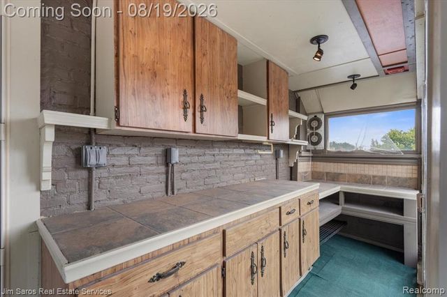 26717 Little Mack Avenue, Saint Clair Shores, MI 48081