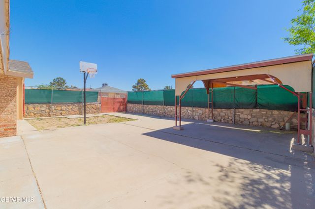 12056 Bellows Court, El Paso, TX 79936