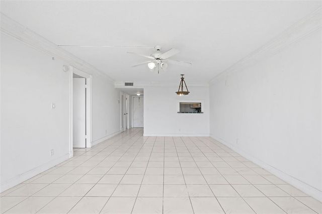 4650 Washington St 504, Hollywood, FL 33021