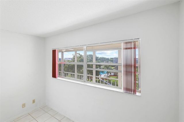 4650 Washington St 504, Hollywood, FL 33021