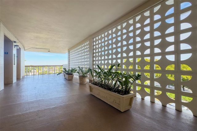 4650 Washington St 504, Hollywood, FL 33021