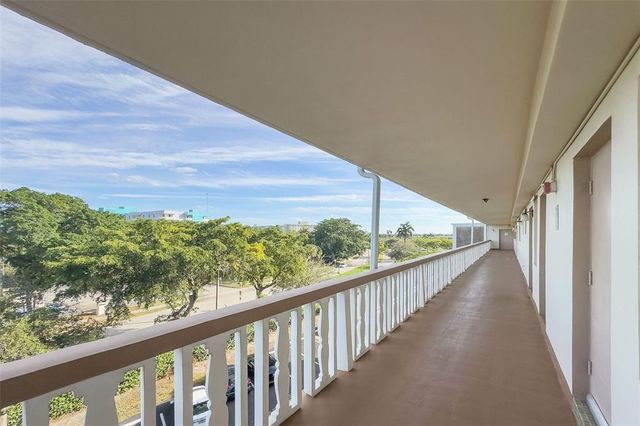 4650 Washington St 504, Hollywood, FL 33021