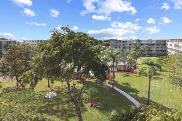 4650 Washington St 504, Hollywood, FL 33021