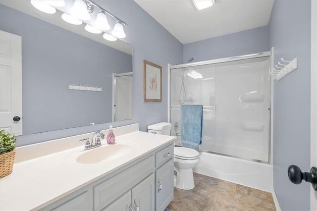 14913 W 124th Terrace, Olathe, KS 66062