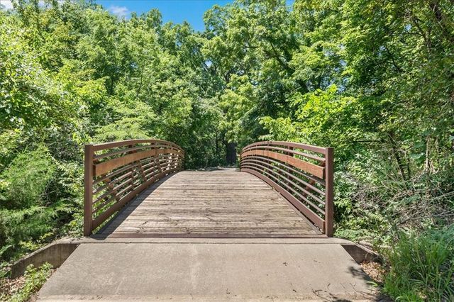 14913 W 124th Terrace, Olathe, KS 66062