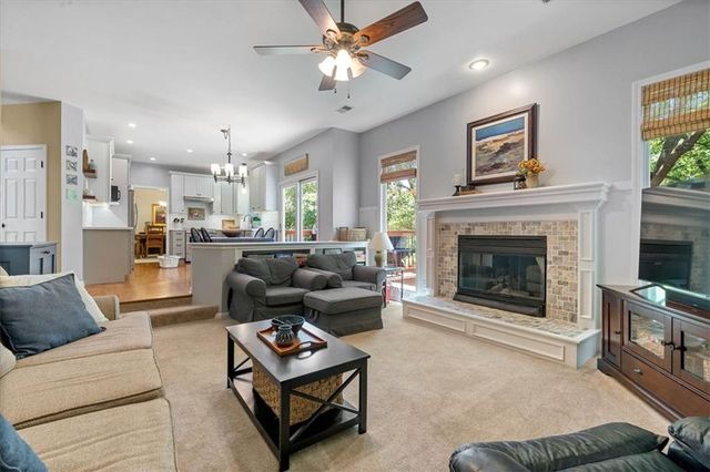 14913 W 124th Terrace, Olathe, KS 66062
