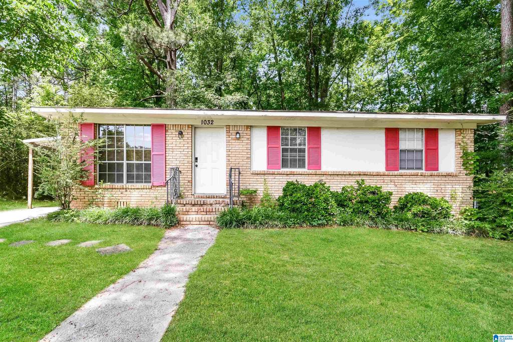 1032 SANDYBROOK CIRCLE, Brookside, AL 35214