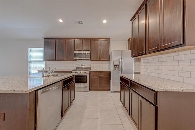 2206 Mirror Ridge Court, Texas City, TX 77568