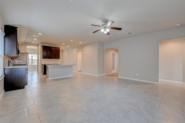 2206 Mirror Ridge Court, Texas City, TX 77568