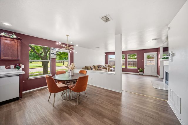 2929 Mccormick Drive, Lancaster, TX 75134