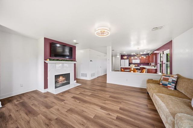 2929 Mccormick Drive, Lancaster, TX 75134