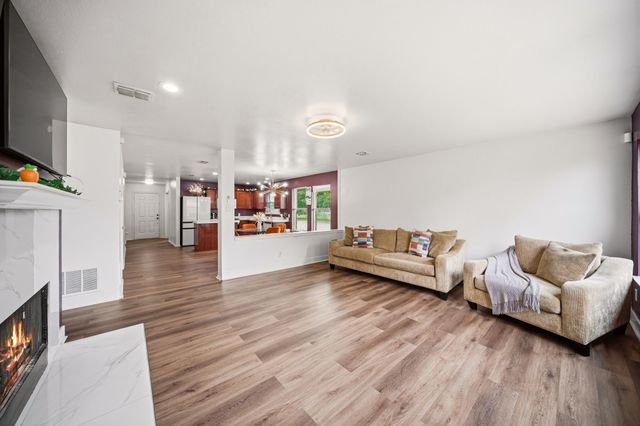 2929 Mccormick Drive, Lancaster, TX 75134