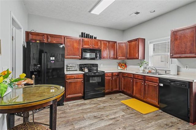 2555 Flat Shoals Road 2802, Atlanta, GA 30349
