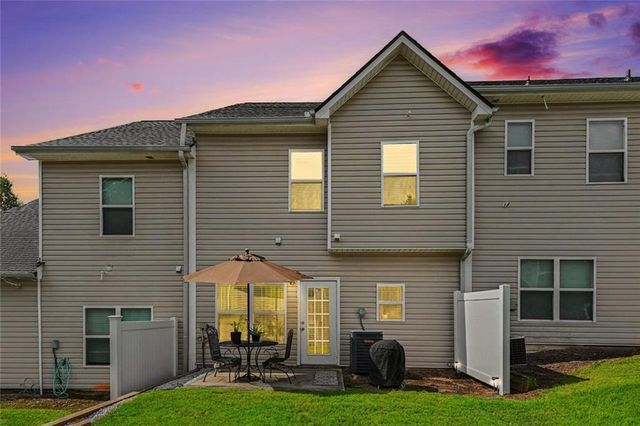 2555 Flat Shoals Road 2802, Atlanta, GA 30349
