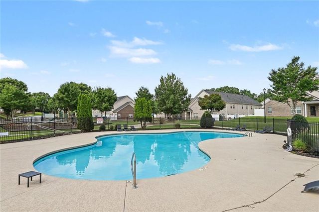 2555 Flat Shoals Road 2802, Atlanta, GA 30349