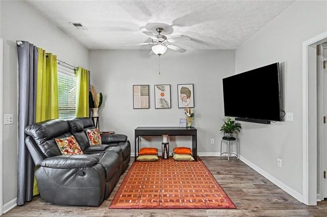 2555 Flat Shoals Road 2802, Atlanta, GA 30349