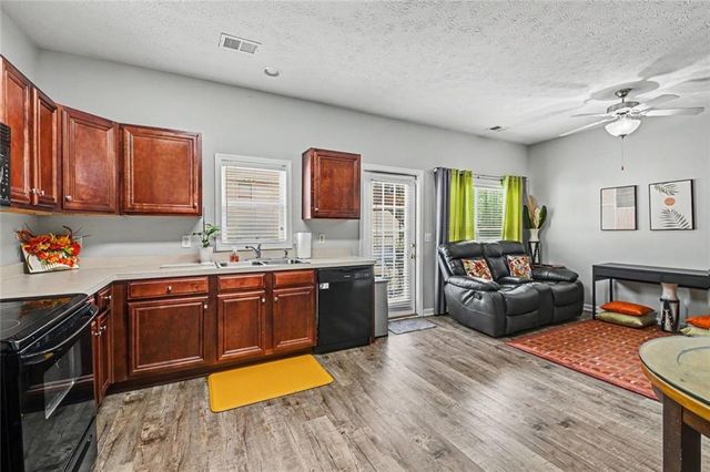 2555 Flat Shoals Road 2802, Atlanta, GA 30349